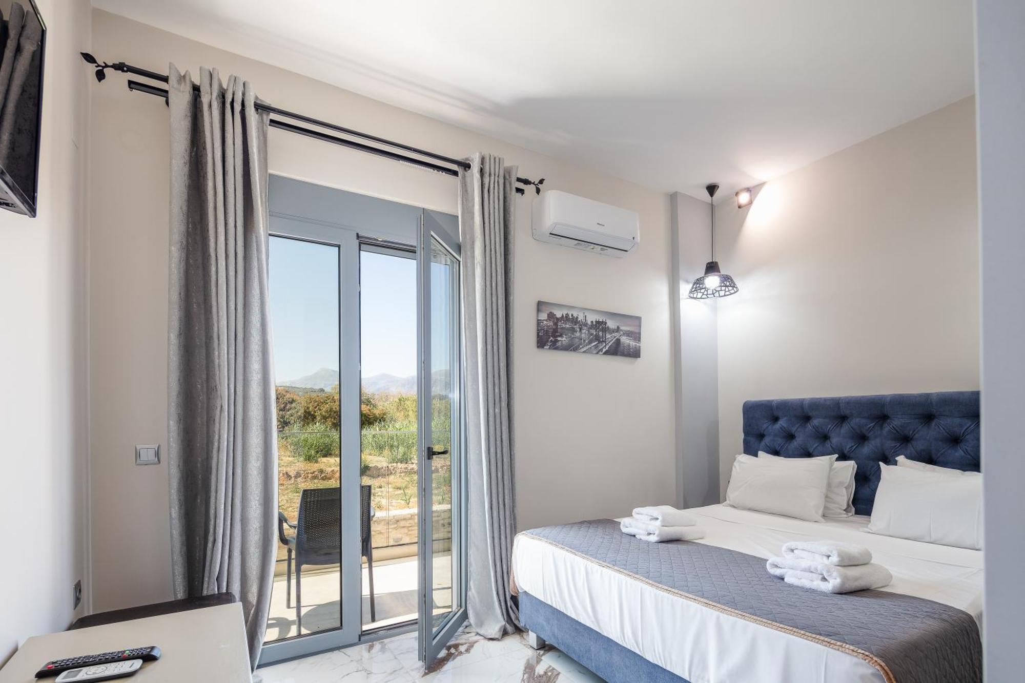 Hotel Iosifina, 80 Metres From Episkopi Beach! Dhramia Bagian luar foto