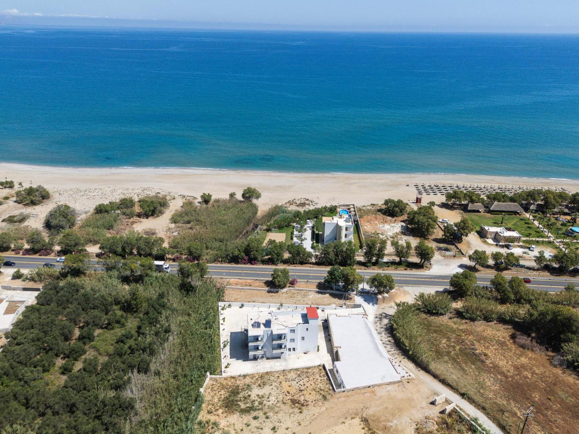 Hotel Iosifina, 80 Metres From Episkopi Beach! Dhramia Bagian luar foto