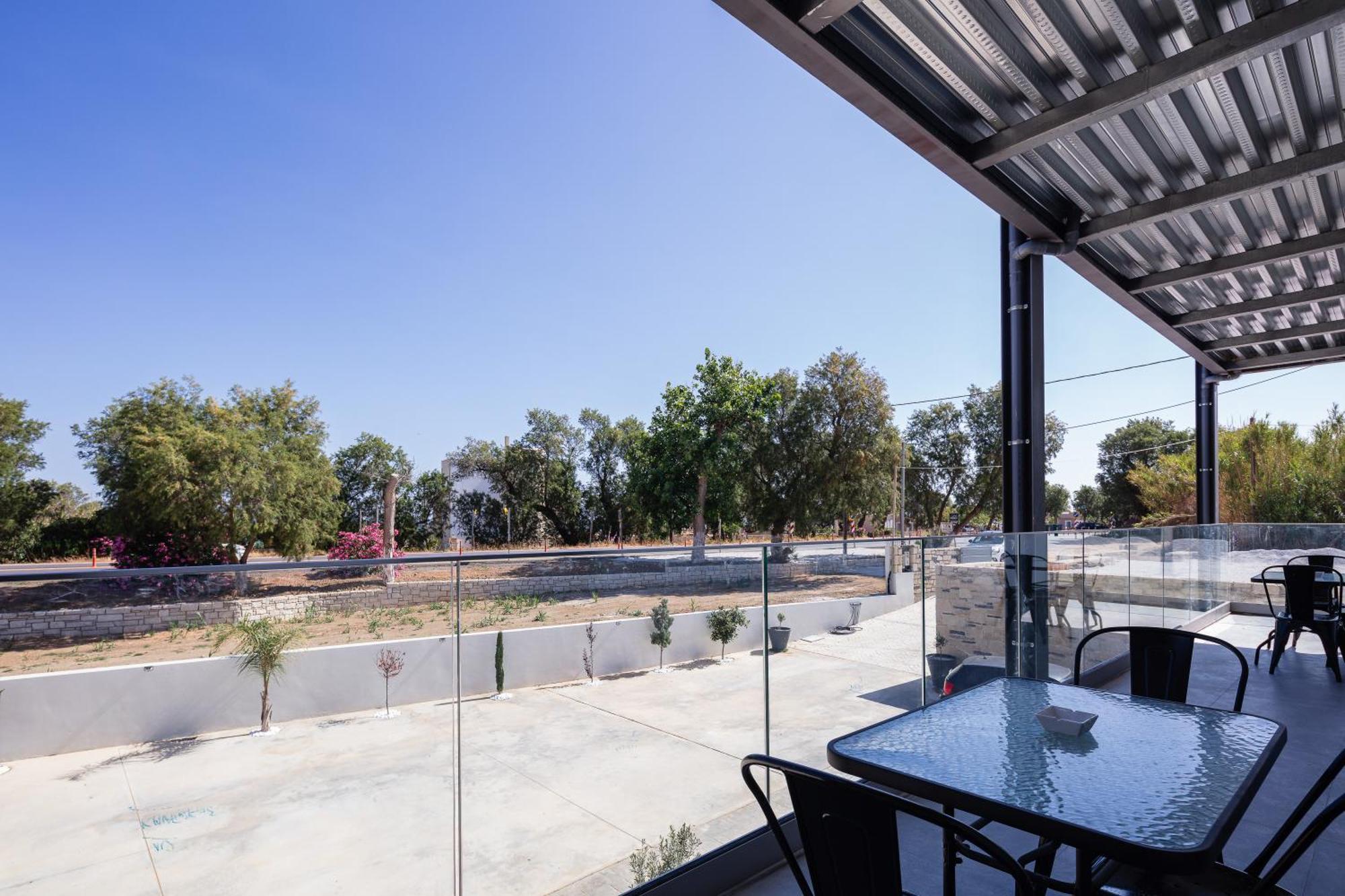 Hotel Iosifina, 80 Metres From Episkopi Beach! Dhramia Ruang foto