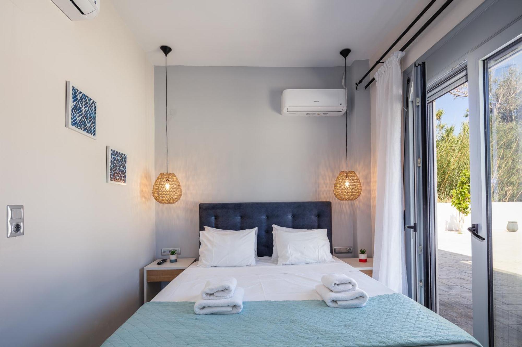 Hotel Iosifina, 80 Metres From Episkopi Beach! Dhramia Ruang foto