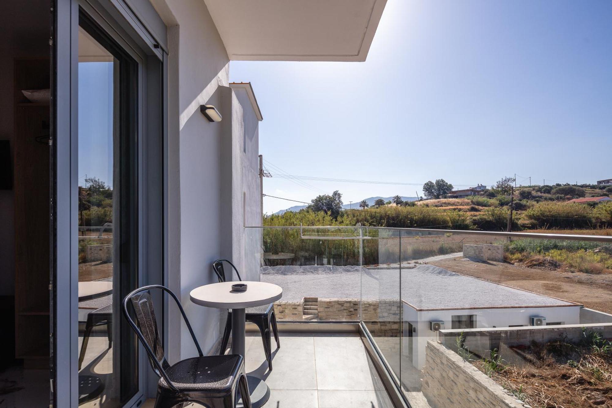 Hotel Iosifina, 80 Metres From Episkopi Beach! Dhramia Bagian luar foto